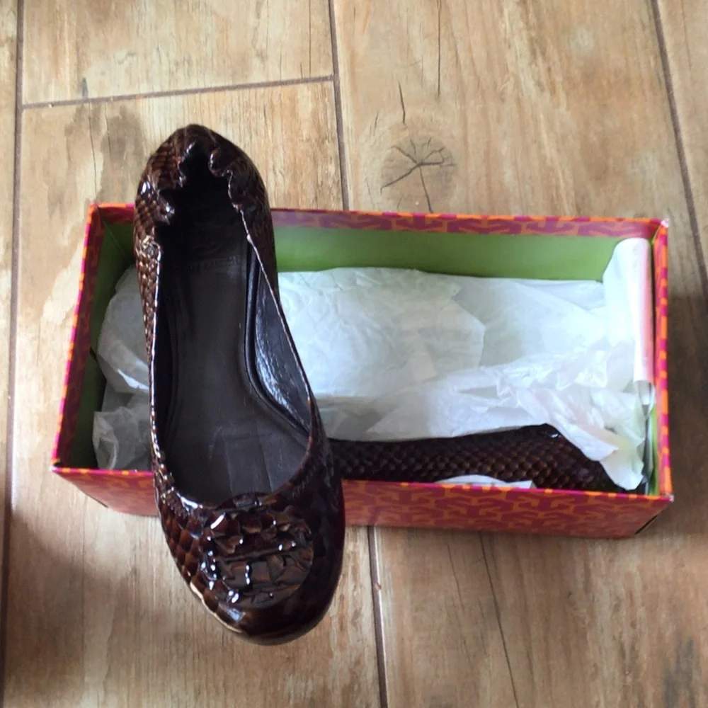 Tory Burch Woven Patent Leather Ballet Flat - Brown
